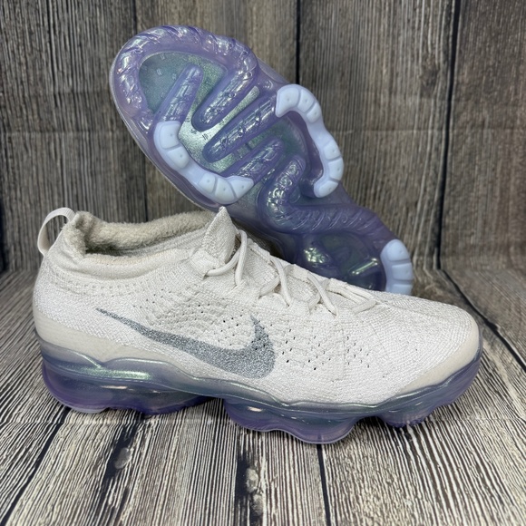 Nike Shoes - Nike Air VaporMax 2023 Flynit Phantom/White/Metallic Silver WMNS 10 FD3148-002